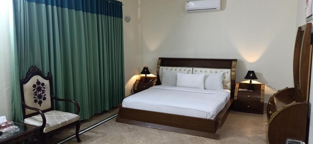 Executive Galaxy Guest House Islamabad Exterior foto